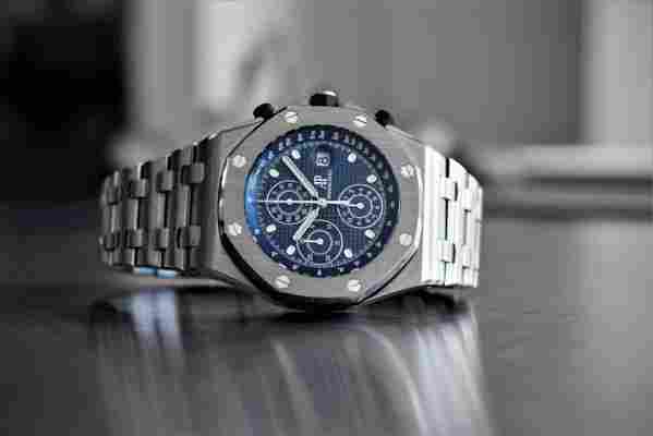 Noile ediții Audemars Piguet Royal Oak Concept Flying Tourbillon GMT